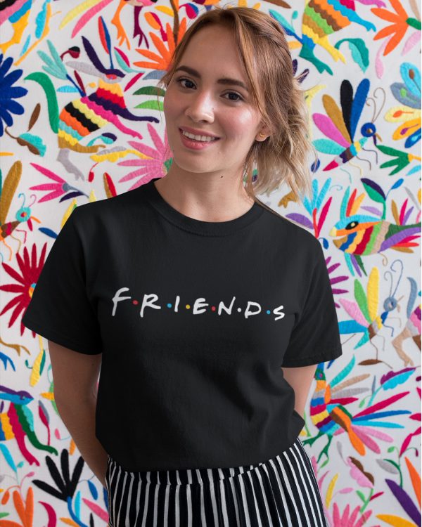 Футболка женская чёрная с принтом "Friends" L - Женские футболки от Maybel