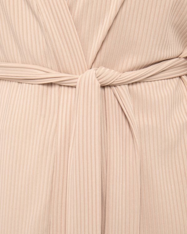 Жіночий піжамний домашній комплект в рубчик трійка Комфортний домашній одяг – базова потреба будь-як.. Піжамний жіночий комплект трійка в рубчик, халат, футболка з шортами Крем S - Піжами від Maybel